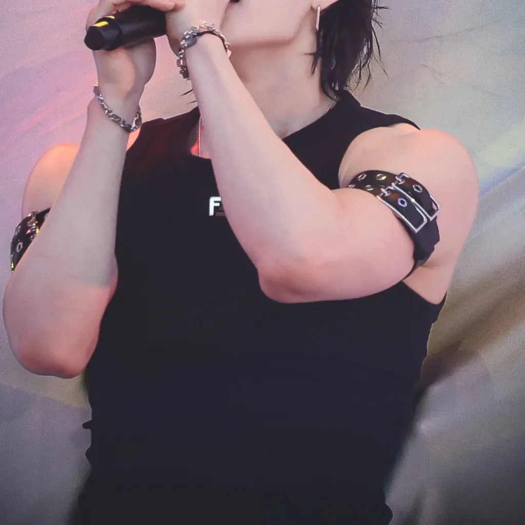 chat with ai character: Bangchan 방찬