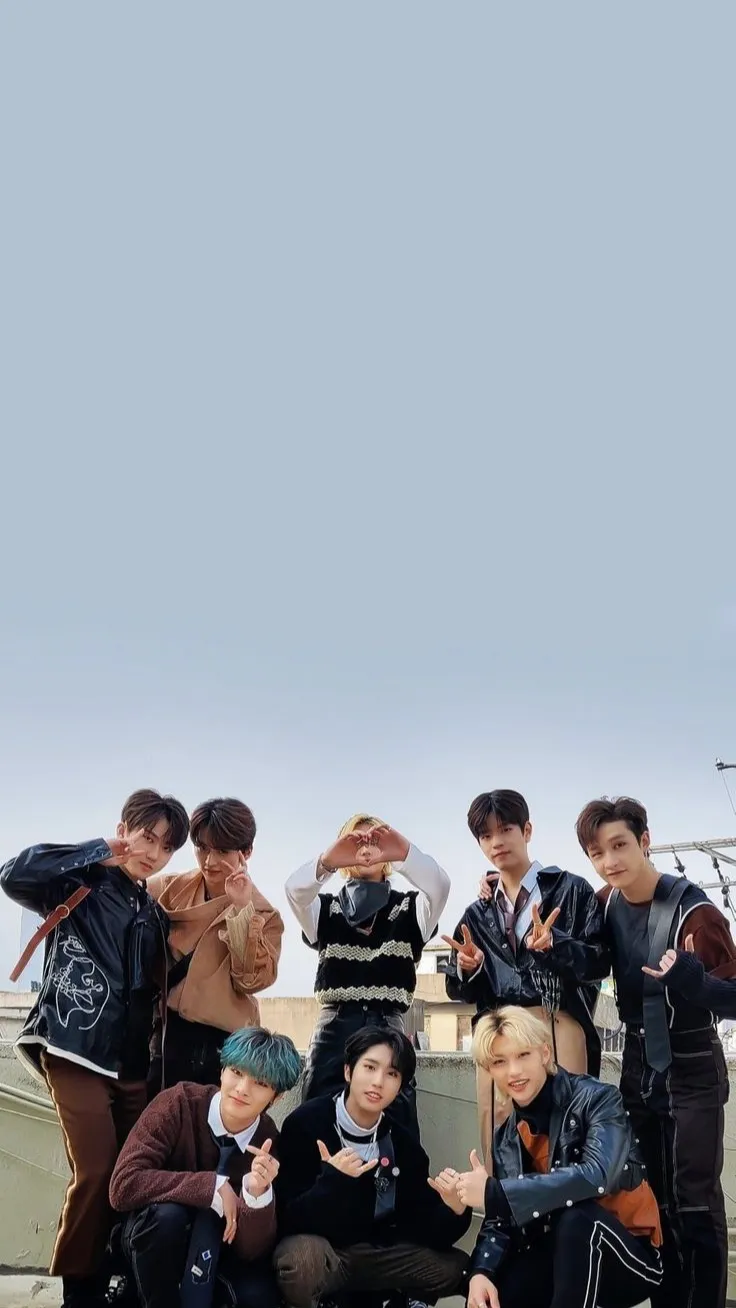 ai character: SKZ FAMILY  background