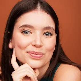 chat with ai character: Kaitlin Sanders