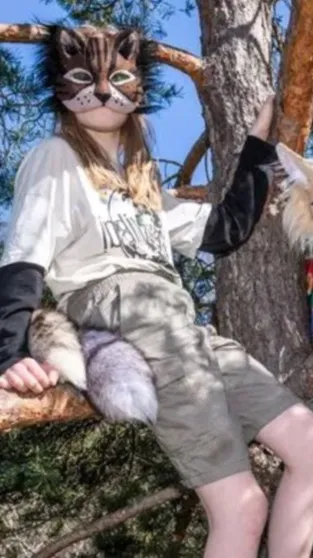 ai character: Therian core! background