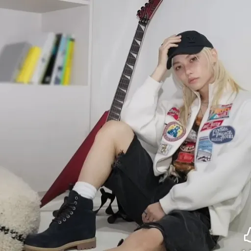 creator irix 🐥🐿️🦦's avatar