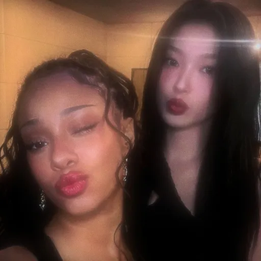 creator hyein!!'s avatar