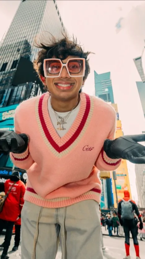 ai character: Nafesboojes background