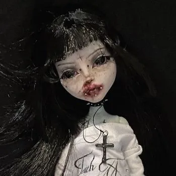 creator Kiss a Kitty 🎀's avatar