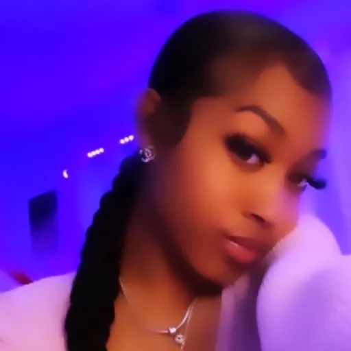 creator it's ur girl Yaya's avatar