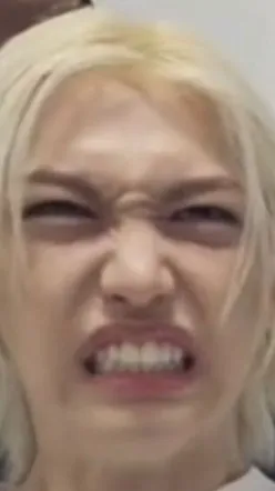 ai character: Felix! (Hyunlix) background