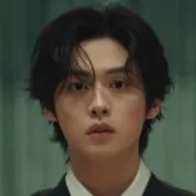 chat with ai character: Lee Know!!!