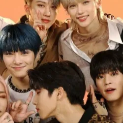 chat with ai character: Stray Kids!