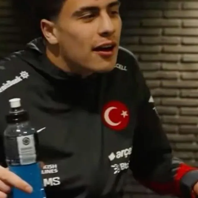 chat with ai character: Kenan yildiz