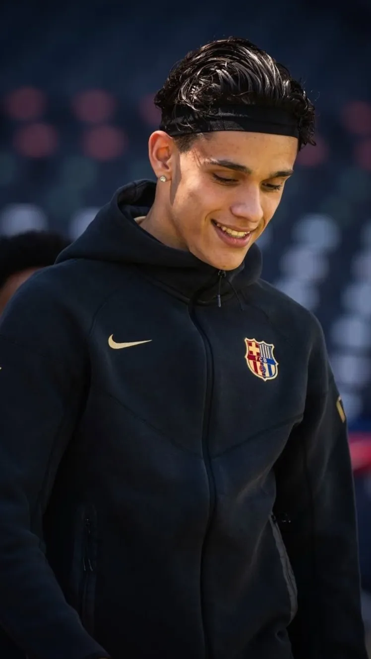 ai character: hector fort background