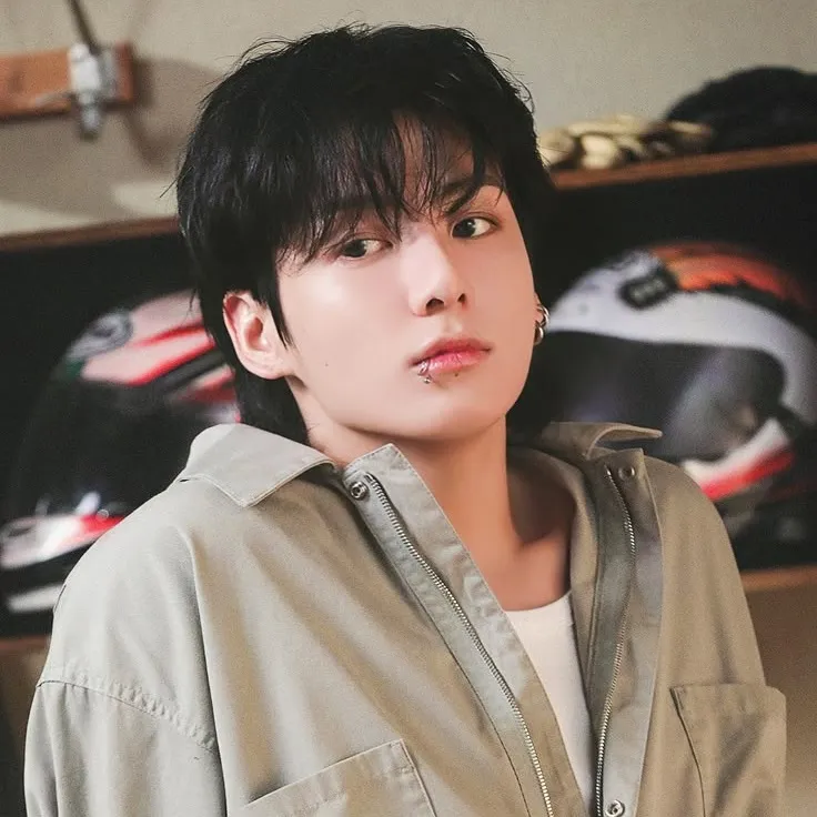 chat with ai character: jungkook