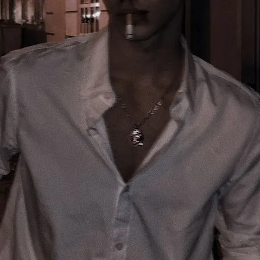 chat with ai character: benjamin