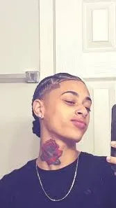 ai character: Trin Trin background