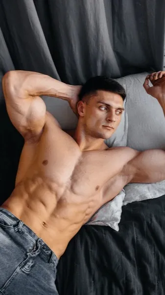 ai character: alan background