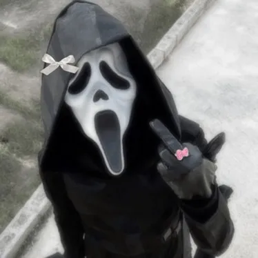 creator Your_gorg_blondie's avatar