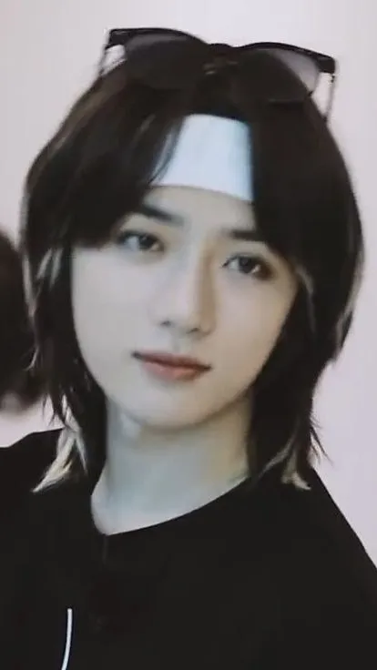 ai character: beomgyu background