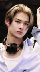 ai character: niki background