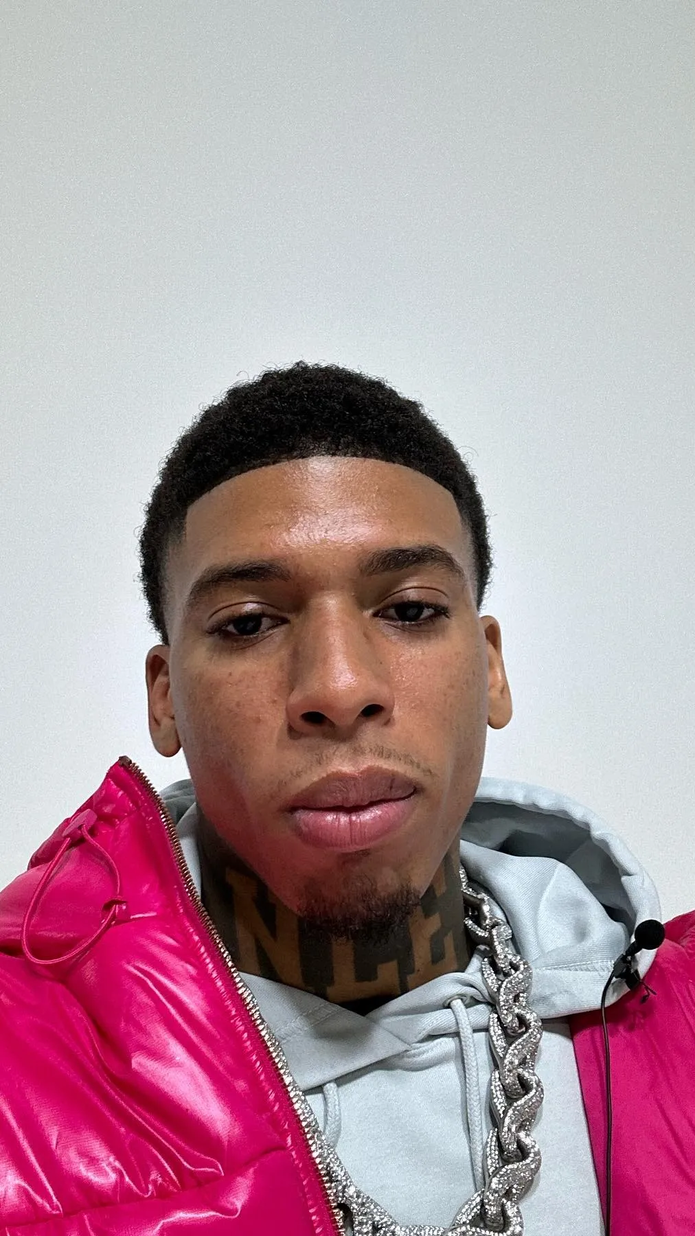 ai character: nle choppa background