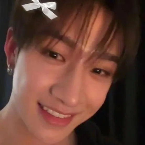 chat with ai character: bangchan