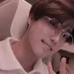 chat with ai character: han jisung!!