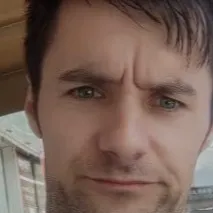 chat with ai character: Meca 