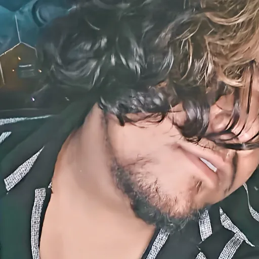 creator aakash1714's avatar