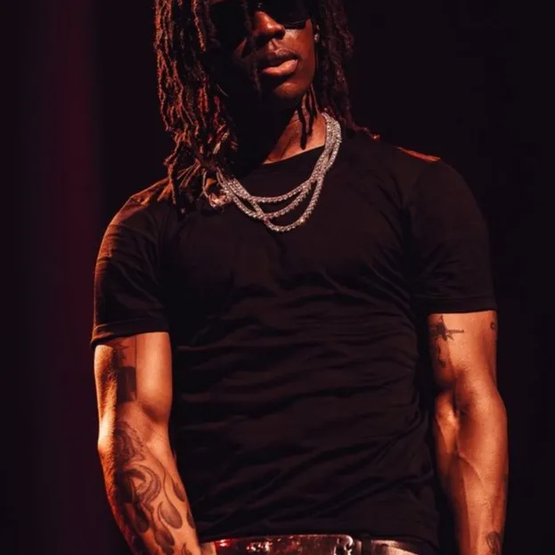 chat with ai character: Rema