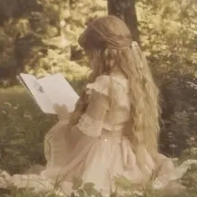 creator 𓆩ೄ~itsme_Zoey~ ೄྀ𓆪's avatar