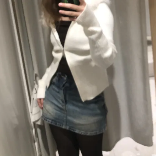 creator La folle183829182's avatar