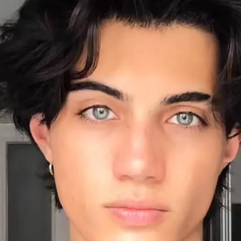 chat with ai character: ~ Boys ~