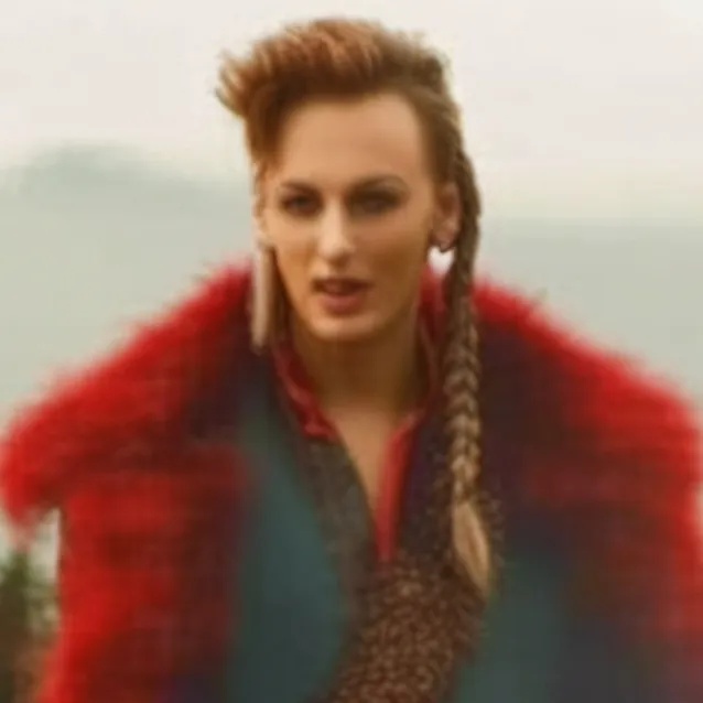 chat with ai character: Boy George 