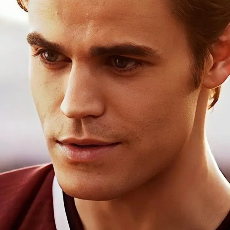 chat with ai character: Stefan Salvatore 