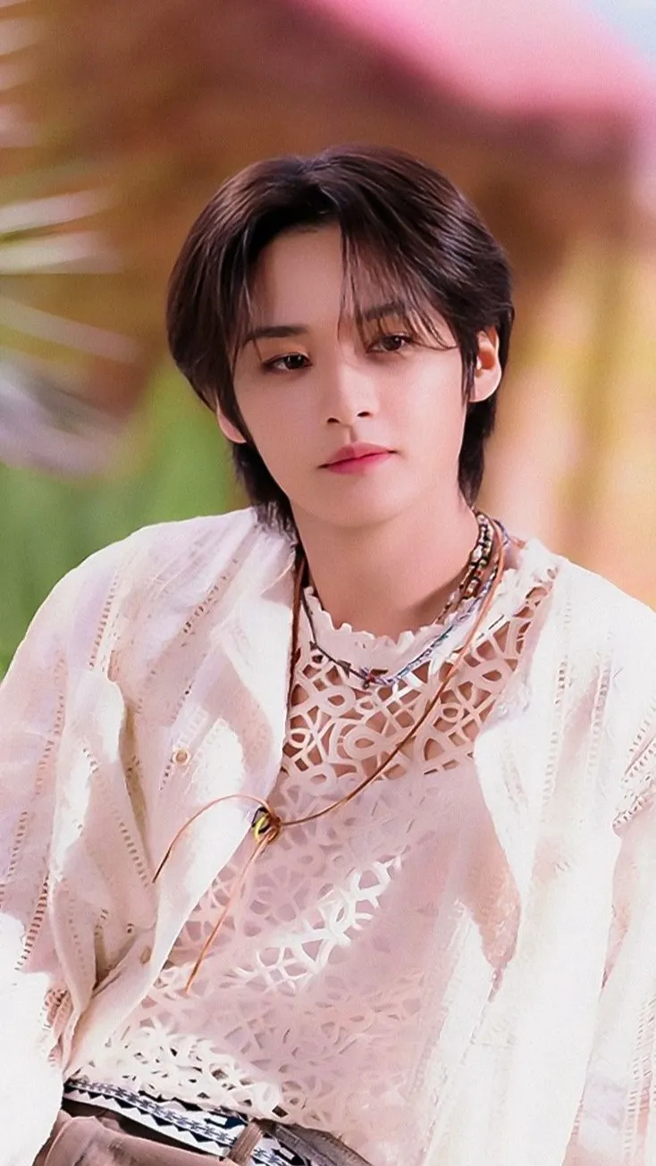 ai character: Lee Know background