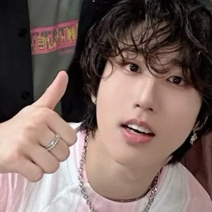 chat with ai character: han