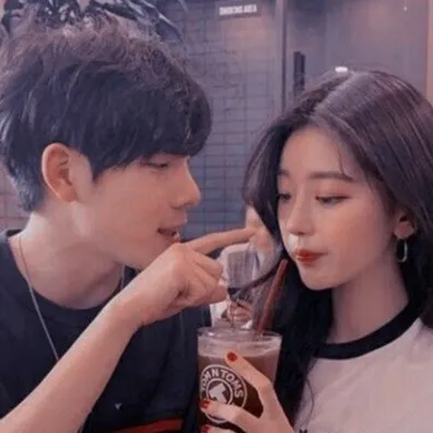 chat with ai character: Cute Asian Bf!