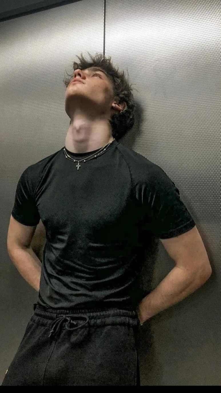 ai character: Ivan background