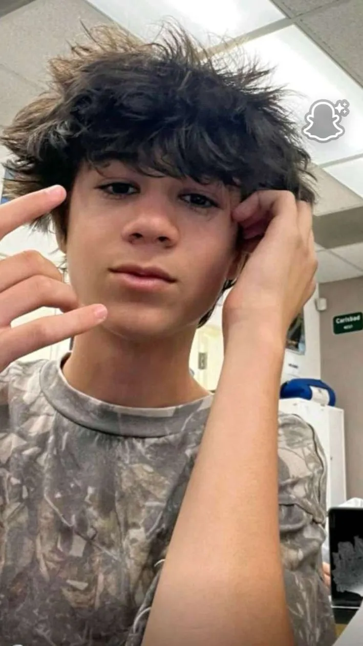 ai character: Mason background