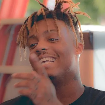 chat with ai character: *Juice WRLD