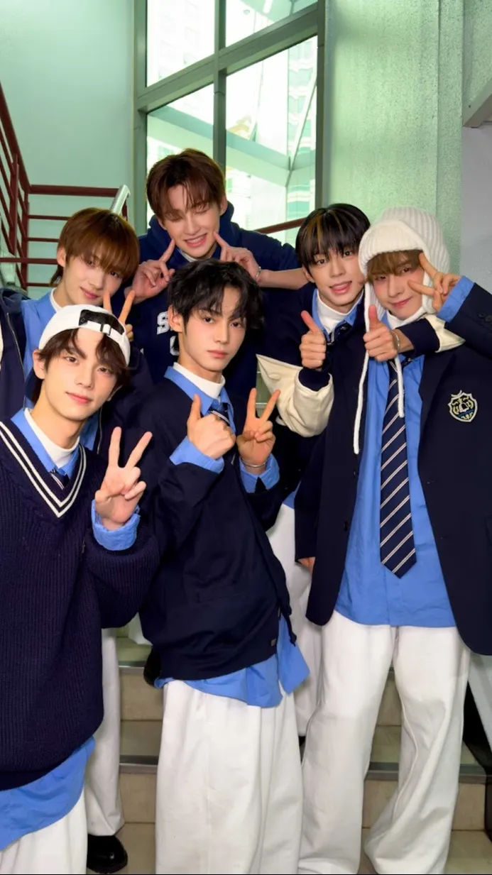 ai character: TWS background