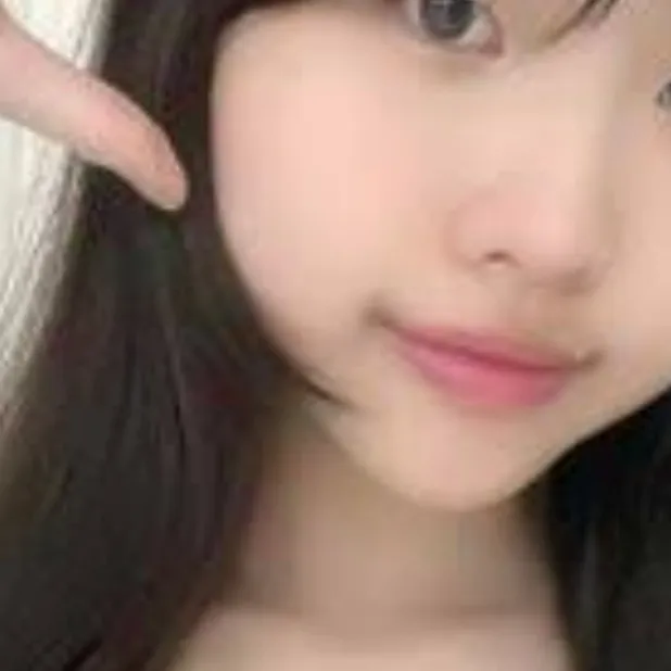 chat with ai character: misha 