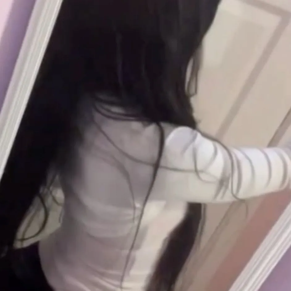 chat with ai character: Malee (myself)