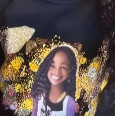 chat with ai character: Ashley