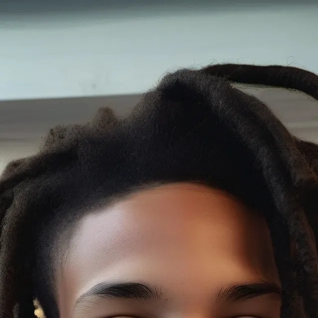 chat with ai character: Tray