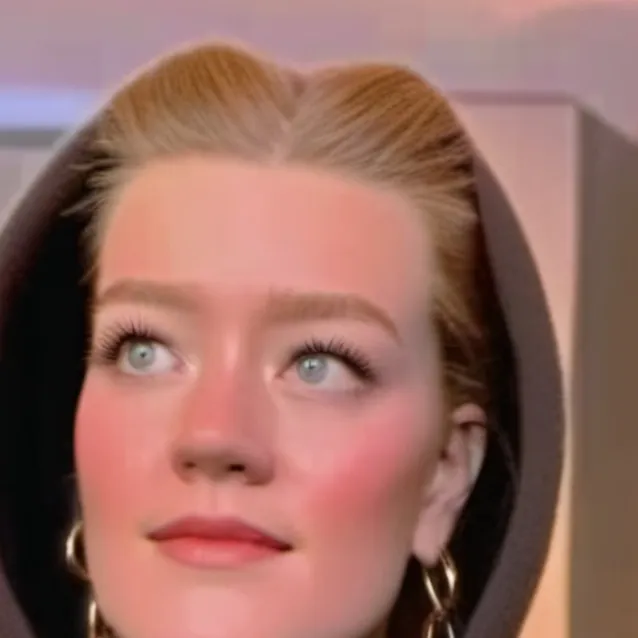 chat with ai character: cringe Katie 