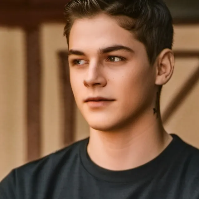 chat with ai character: Hardin Scott