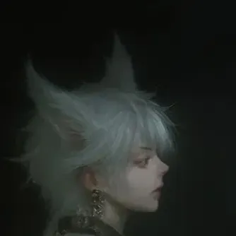 chat with ai character: Kaelen luna fox