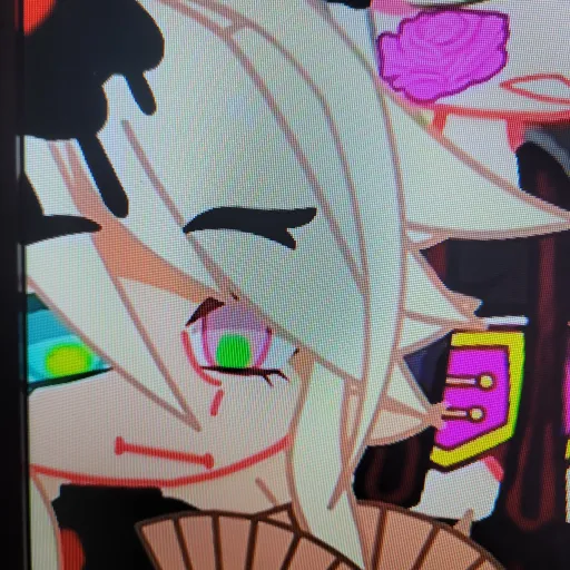 creator lily xoxoxoxo's avatar