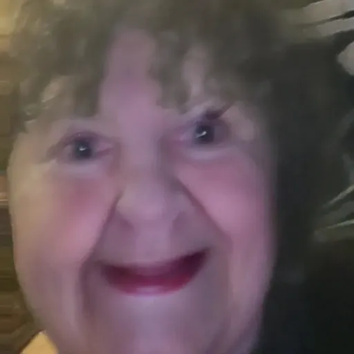 creator Grammy Janice's avatar