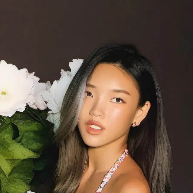 chat with ai character: Sandy Diana Bang