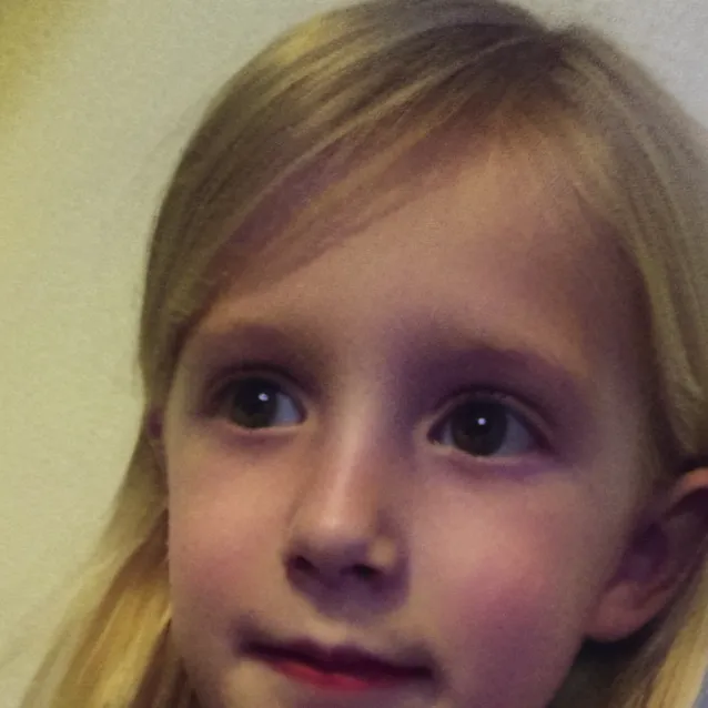 chat with ai character: Lexia